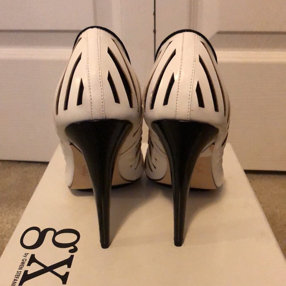 White and Black Gwen Stefani Heels - Picture 3 of 8
